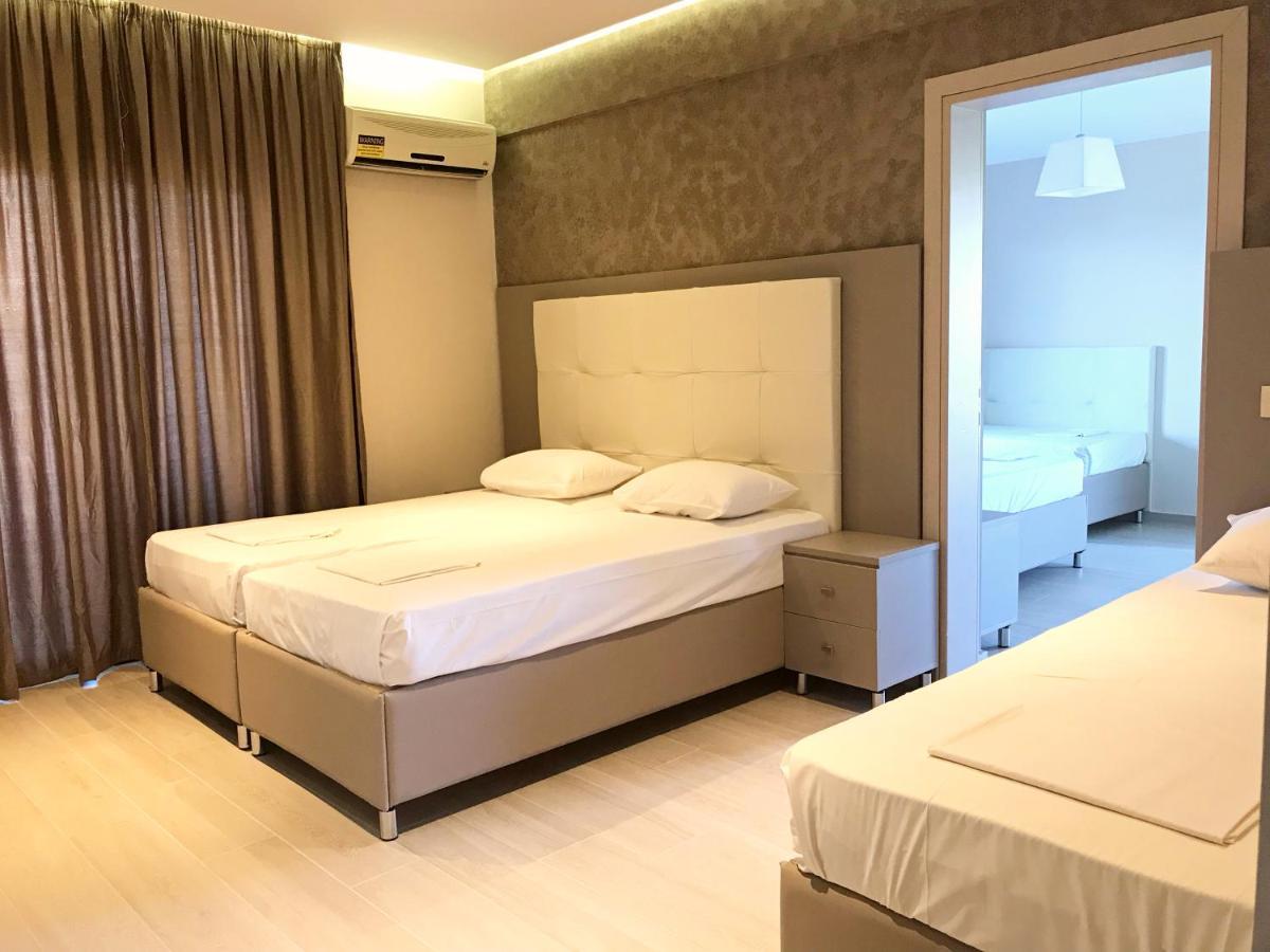 Villa Diamantis Apartments Hanioti Ngoại thất bức ảnh